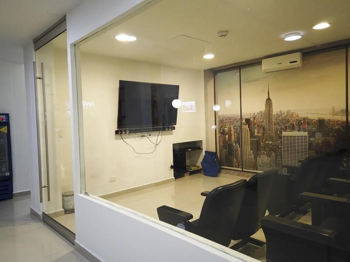 Hostal Lleras Calle 8 ميديلين المظهر الخارجي الصورة
